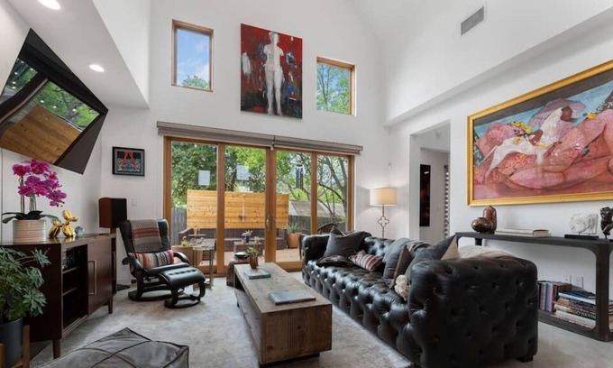Alamo Heights House | The CasArte Summary: