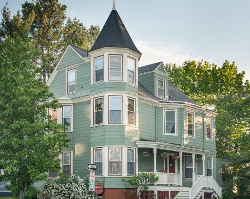 West End Bed & Breakfast | The Chadwick Bed and Breakfast
