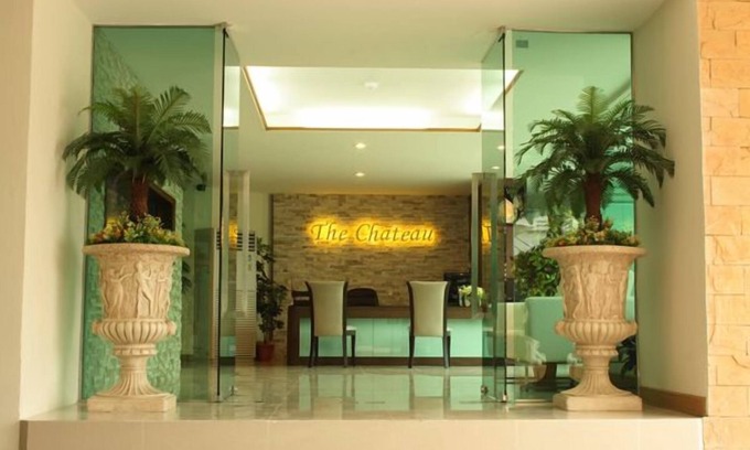 Chan Kasem Hotel | The Chateau Luxury Serviced Apartment
