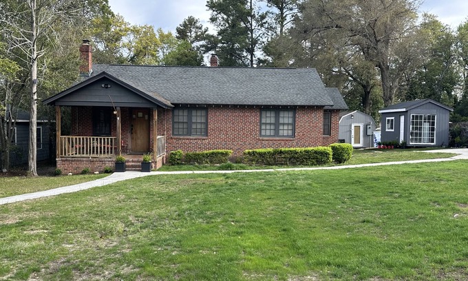 Summerville House | THE CHATEAU OF OAKLAND nnBEST PLACE TO STAY & PLAY GOLF/TWO DECKS 16 FOOT SPA