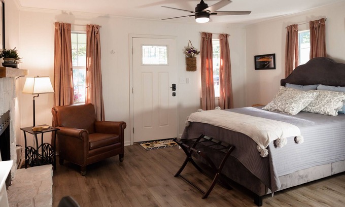 Benton House | The Church tiny home-Minutes to Ocoee & Hiwassee Rivers