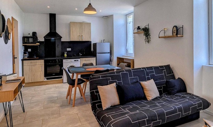 Hericourt Cottage | The City in the Countryside - Renovated Apartment in Héricourt
