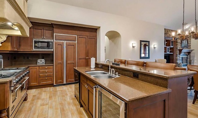 The Village Condo | The Club at Big Bear Village - 3BR/3BA Pres Suite