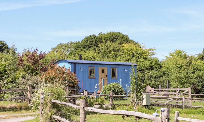 Saint Asaph Cottage | THE CLYDES, pet friendly, character holiday cottage in St Asaph