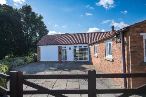 Lincoln House | The Coach House
