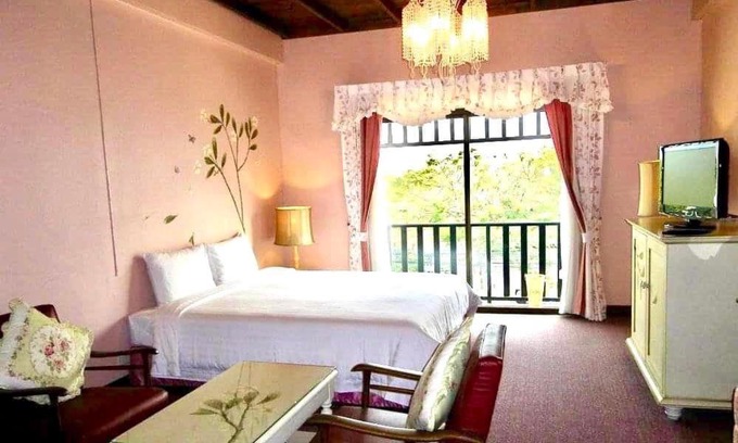Na Kluea Hotel | The Colored House Jomtien