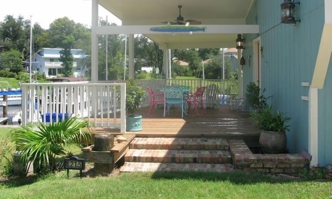 Biloxi Cottage | The coolest cottage in Ocean Springs!