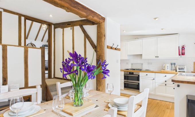 Ryde House | The Cote, Little Upton Farm