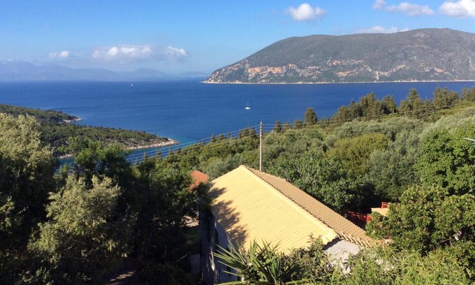 Evreti House | The Cottage