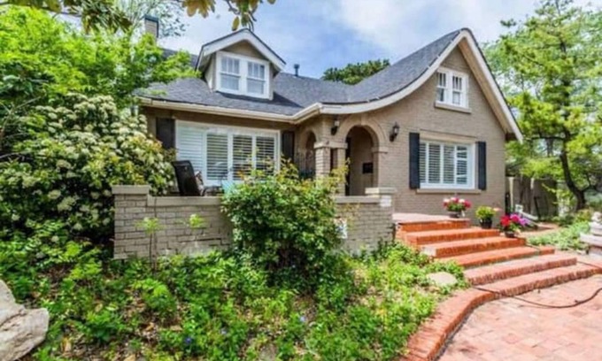 Amarillo Cottage | The Cottage on Crockett