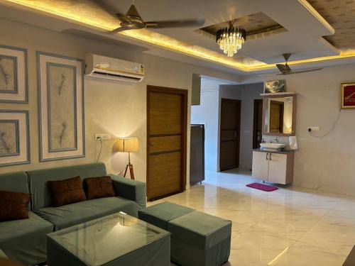 Jaipur Apartment | The Cozy 3BHK spacious Retreat
