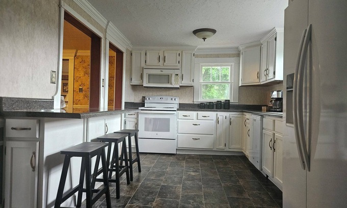 Quebeck House | The Cozy Cardinal