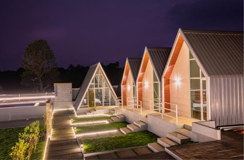 Chikkamagaluru Hotel | The cozy huts