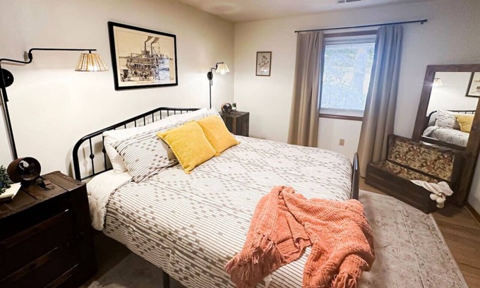 El Paso Other | The Cozy Little Farmhouse