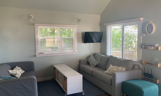 Whitewater Region Cottage | The Cozy Westmeath 4 Season Cottage