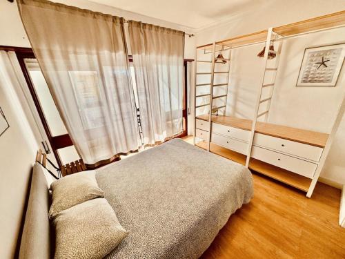Carcavelos Apartment | The Crow Seaside I