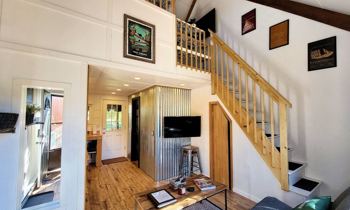 Canaan Valley Ski Chalet | The Davis Loft - Perfect Location