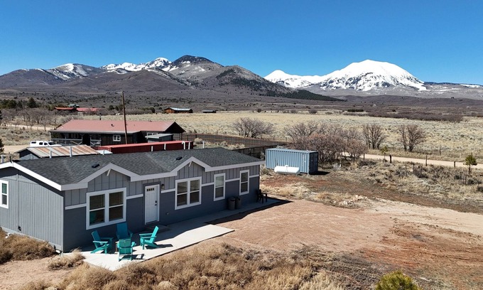 La Sal House | The Destination: Window to the La Sals & Moab, UT