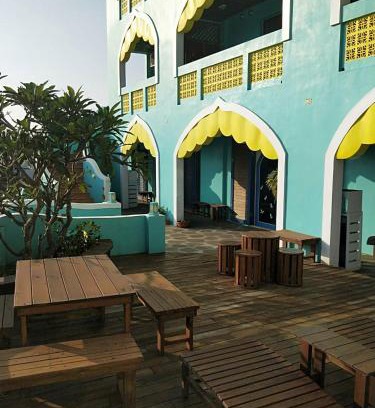 Magong Bed & Breakfast | The Domed Tile B&B