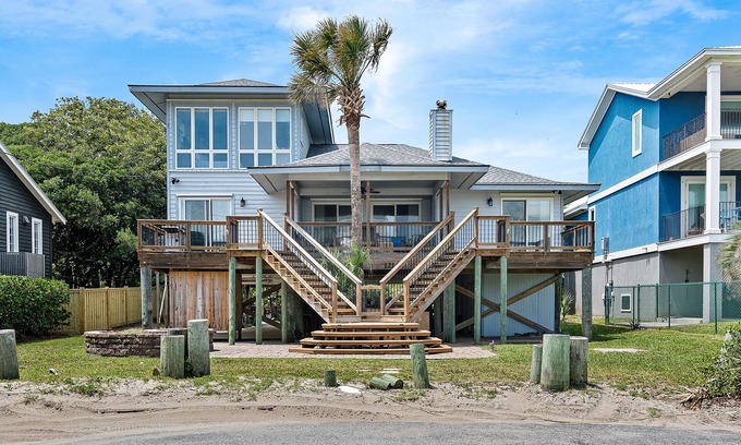 Folly Beach House | The Dutch: Where Seaside Fantasies Become Reality