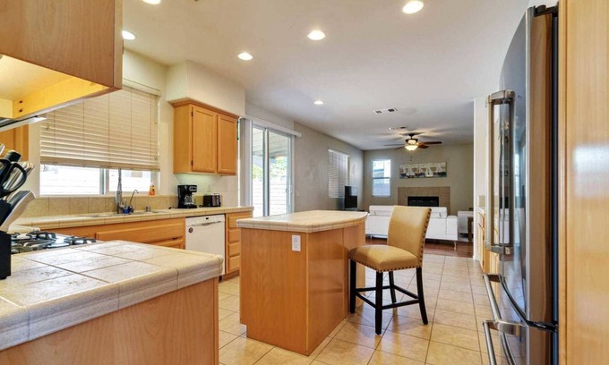 Lancaster House | The Eden on Harbor St