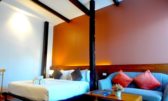 Old City House | The Eight Ratvithi House