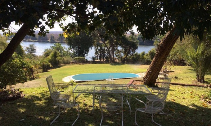 Hwange National Park Cabin | The elephant sounds lodge