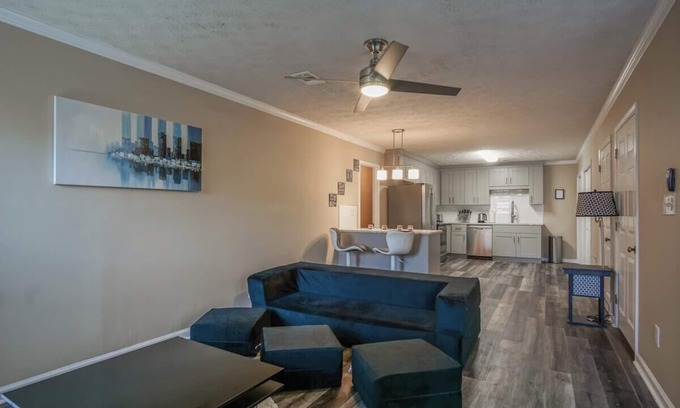 Conyers House | The Elite Boutique Haven Townhouse