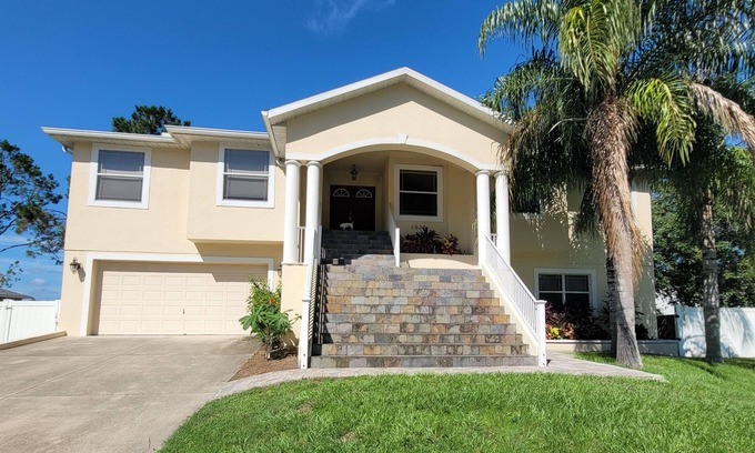 Lutz House | The Entire North Wing of the Aero Mansion