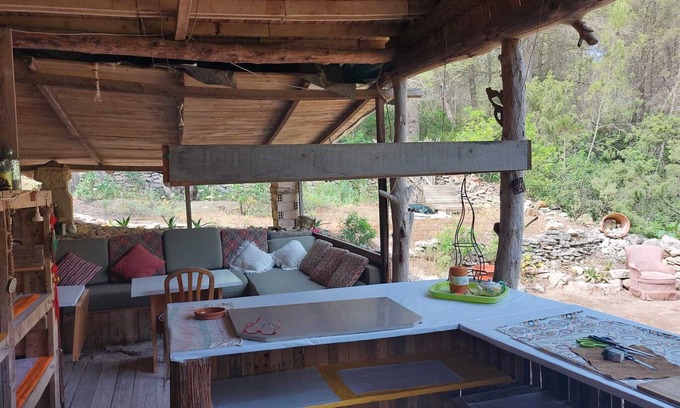 Santa Gertrudis Cabin | The bamboo house in the forest