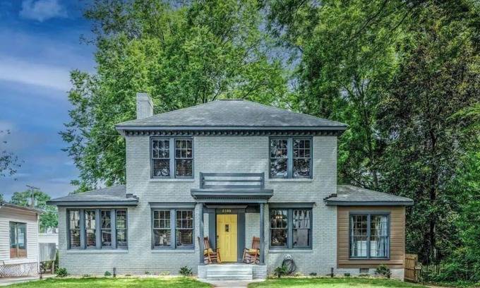 Charlotte House | The Estate at Eastover