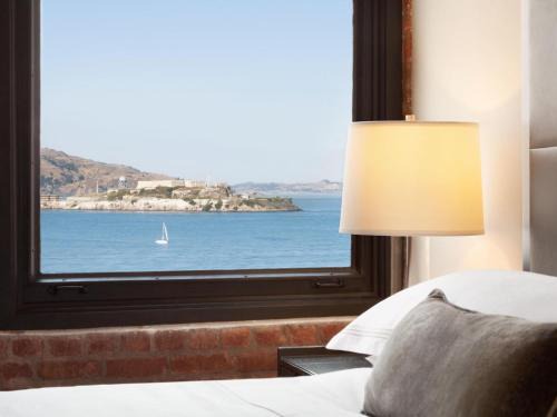 Fisherman's Wharf Hotel | The Fairmont Heritage Place Ghirardelli Square