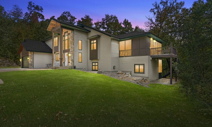 Breezy Point Apartment | The Fairway Retreat: Spacious Family & Golf Getaway
