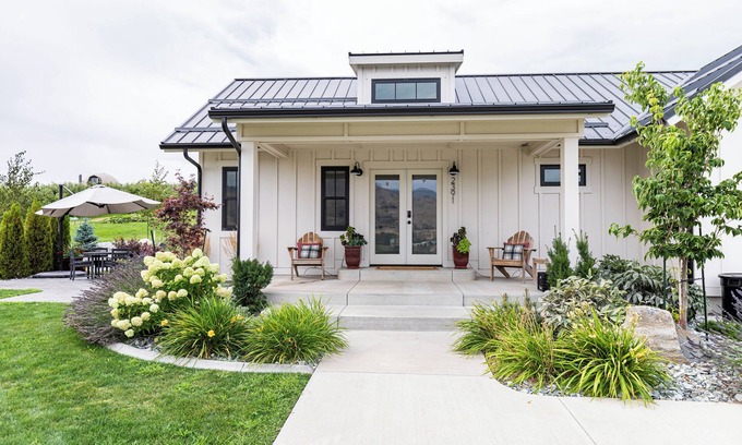 Manson House | The Farmhouse at Chelan Valley Farms - STR 000794