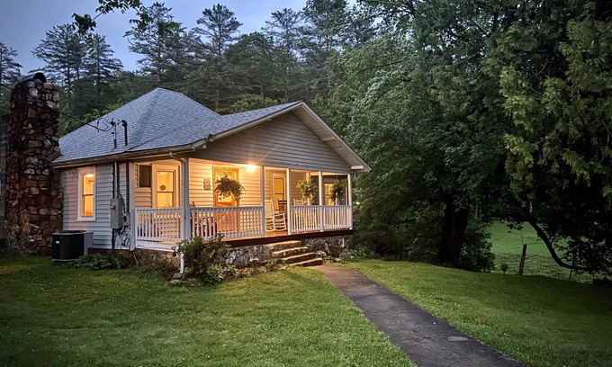 Lake Toxaway Other | The Farmhouse at Indian Creek, Farmhouse
