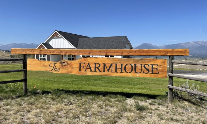 Corvallis Other | The Farmhouse @Michaels Way-Your Place to Stay