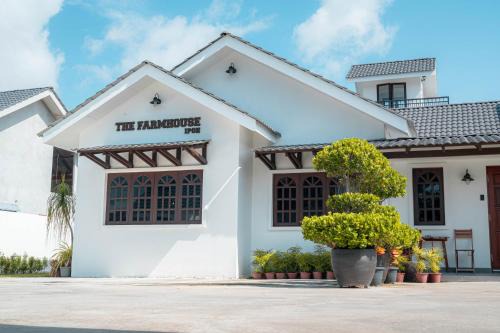 Ipoh Hotel | The Farmhouse