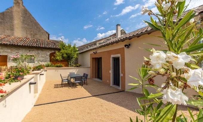 Montbellet House | The Festival - MONTBELLET