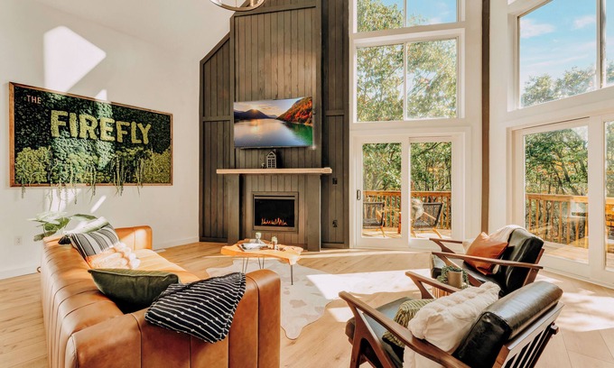Tunkhannock Township House | The Firefly: Chic Design Retreat with 3 Spacious Living Rooms, Cozy Firepit & Hot Tub