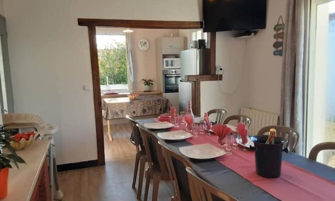 Notre-Dame-de-Monts House | The fisherman's house, forest and ocean