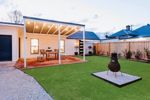 Central Mudgee House | 'The Fleetwood' Best Local Experience for Couples