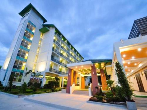 Phawong Resort | The Flora May Resort