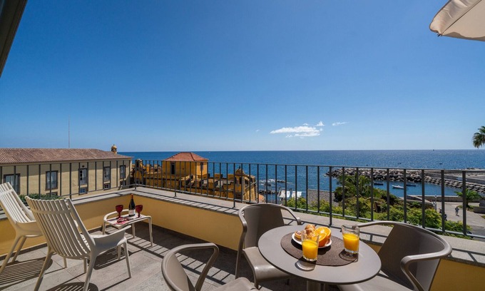 Old Town Apartment | The Fort of Old Town 3 by Our Madeira