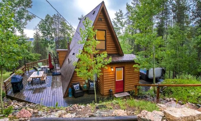 Evergreen House | The Fox Den | Views & Creek on a Wooded Acre!