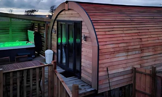 Newton Stewart Cabin | The Galloway Steading- The Fox's Den couples retreat cabin with Hot tub