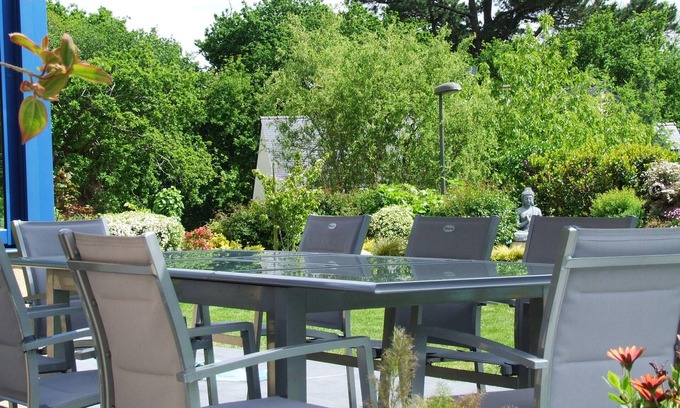 Concarneau House | The garden of delights
