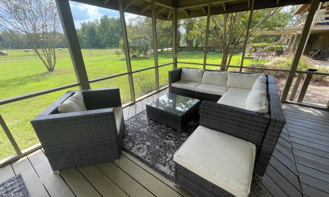 Belden Hotel | The Garden Suite at Moon Lake Farm - come stay at the farm
