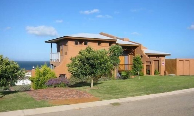 Wavecrest House | The Gem - holiday home at the Indian Ocean