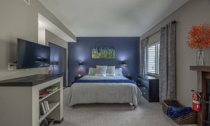 Innsbrook Condo | The Geneva Studio by Innsbrook Vacations!
