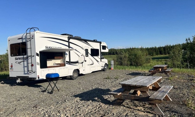 Sterling House | The "Glamper" at Red-Bow